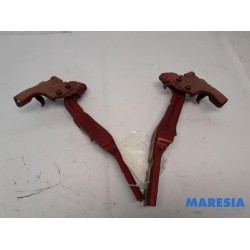 Alfa Romeo - Giulietta - Bonnet Hinge