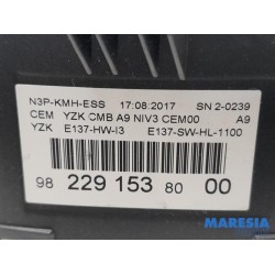 Peugeot - 208 - Instrumentenbrett