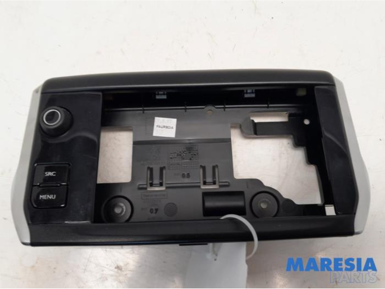 Peugeot - 208 - Panneau de commandes navigation