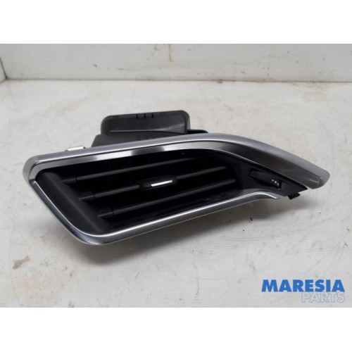 Peugeot - 208 - Dashboard vent