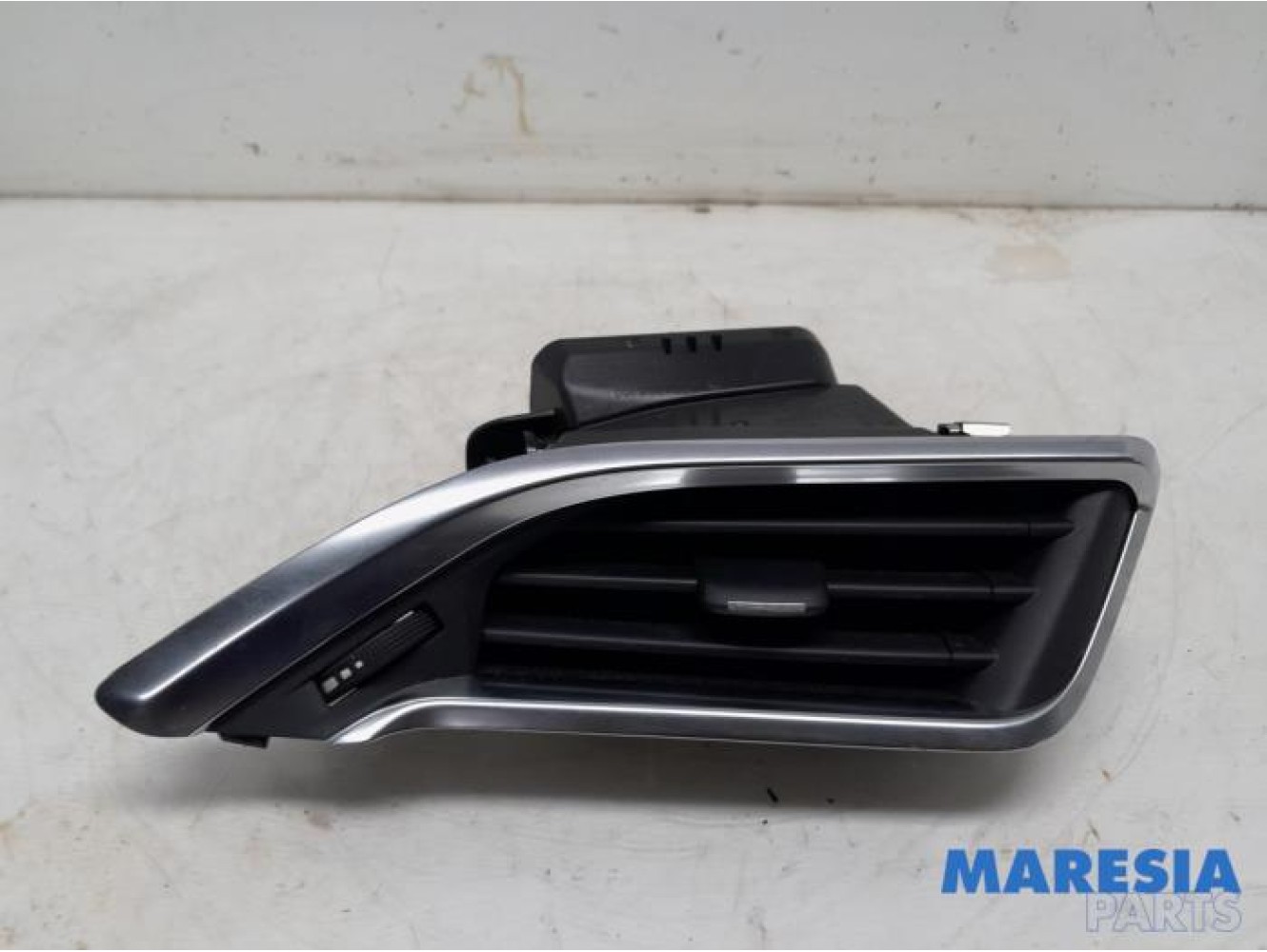 Peugeot - 208 - Dashboard vent