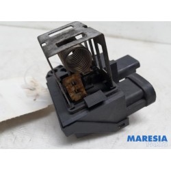 Peugeot - 208 - Cooling fan resistor