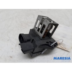 Peugeot - 208 - Cooling fan resistor