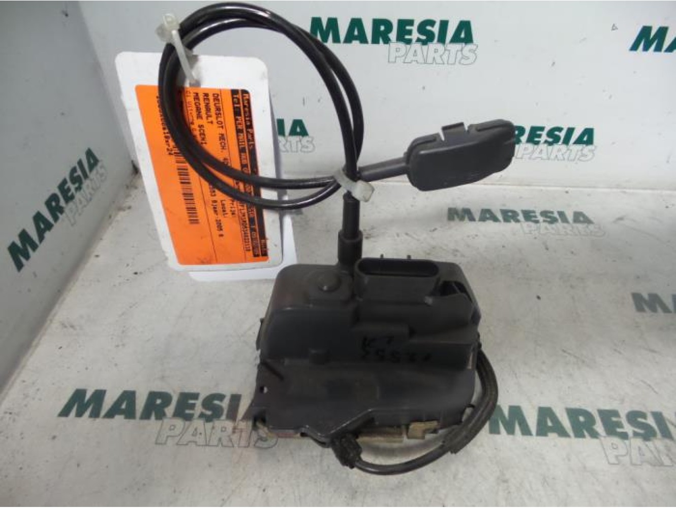 Renault - Megane Scenic - Rear door lock mechanism 4-door, left
