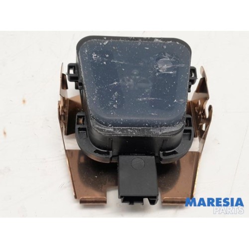Peugeot - 208 - Rain sensor