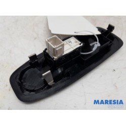 Peugeot - 208 - Electric window switch