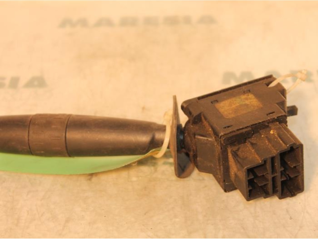 Peugeot - 605 - Indicator switch