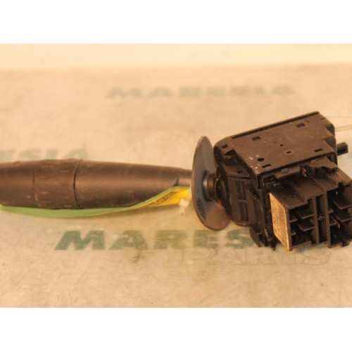 Peugeot - 605 - Indicator switch