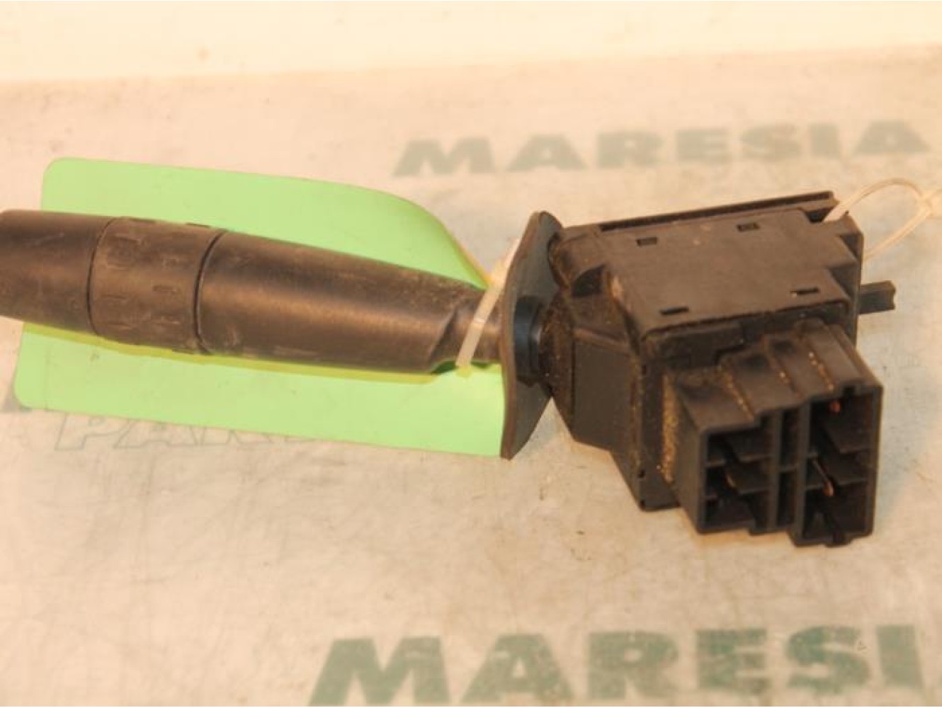 Peugeot - 605 - Indicator switch