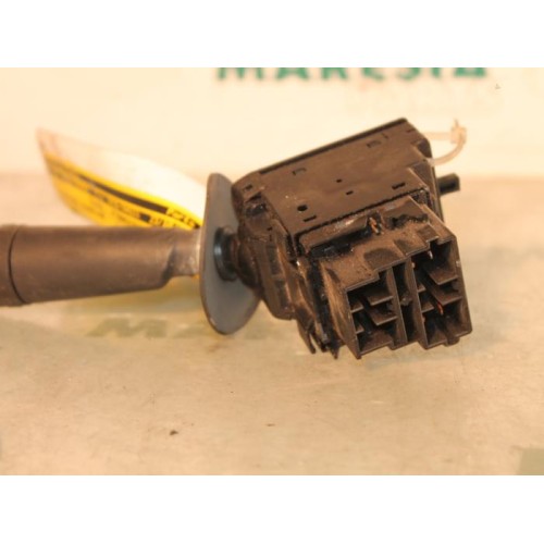 Peugeot - 605 - Indicator switch