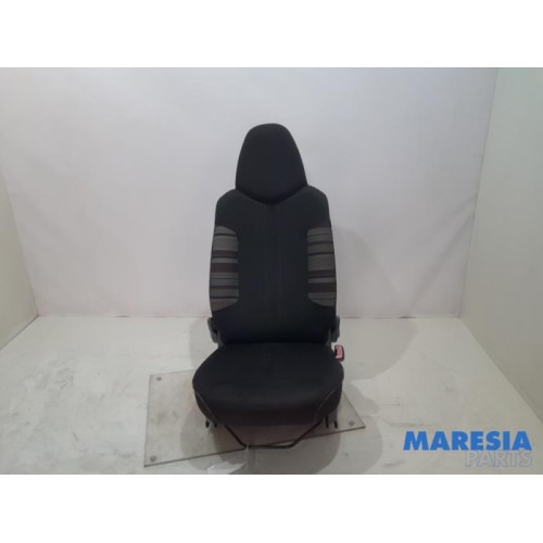 Citroen - C1 - Seat, right
