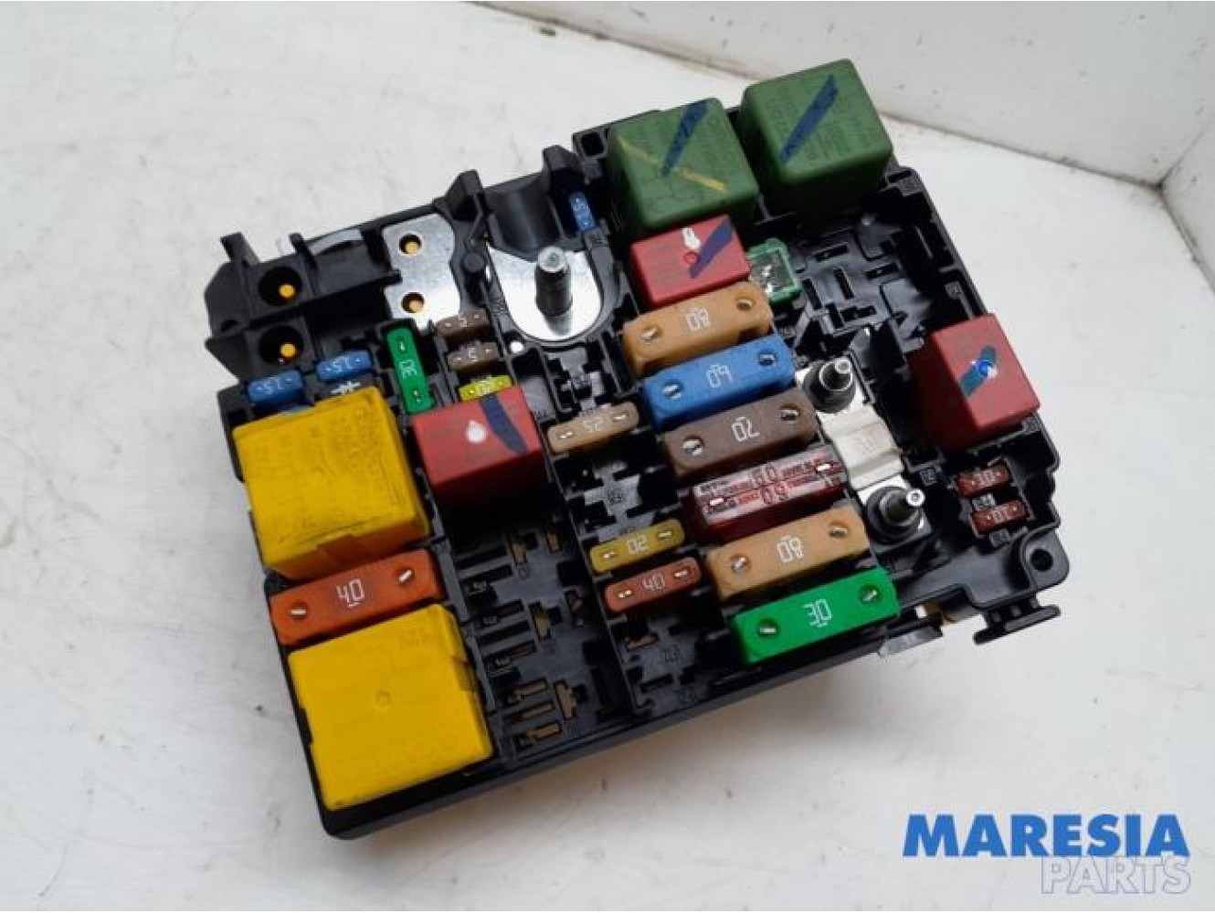 Peugeot - 208 - Fuse box