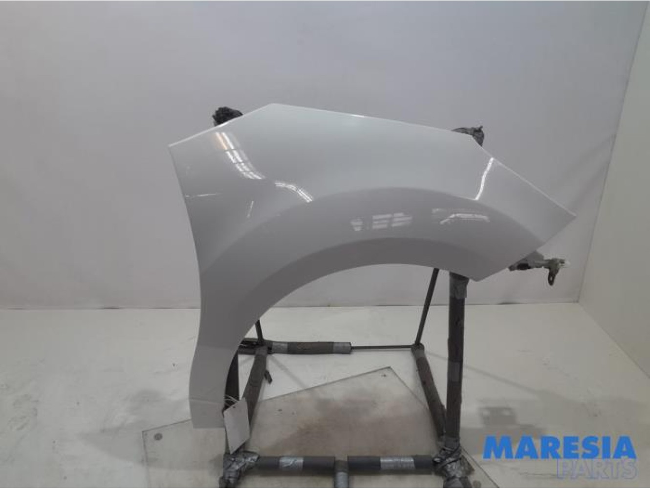 Citroen - DS3 - Front wing, right