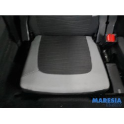 Citroen - C4 Grand Picasso - Rear seat
