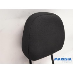 Peugeot - 208 - Headrest