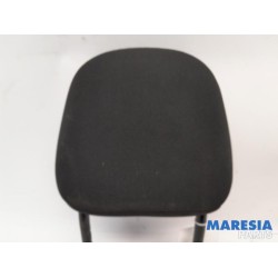 Peugeot - 208 - Headrest