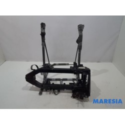 Renault - ZOE - Engine mount