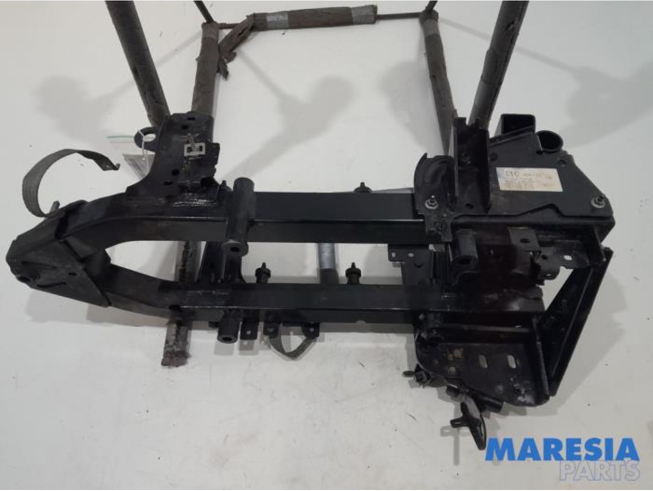 Renault - ZOE - Engine mount