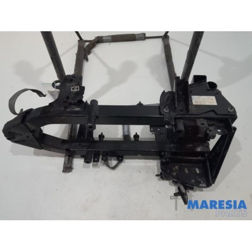 Renault - ZOE - Engine mount