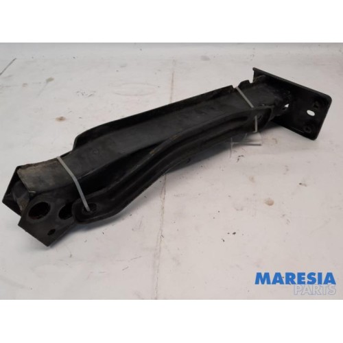 Fiat - Panda - Front part support