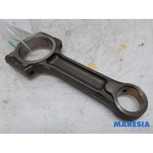 Renault - Kangoo - Connecting rod
