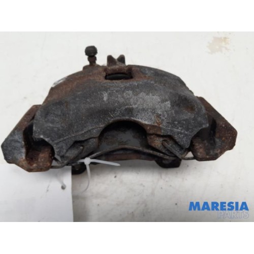 Fiat - Panda - Front brake calliper, right
