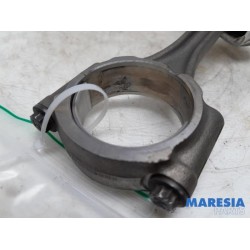 Citroen - C3 - Connecting rod