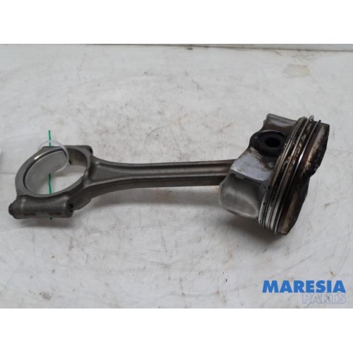 Citroen - C3 - Connecting rod