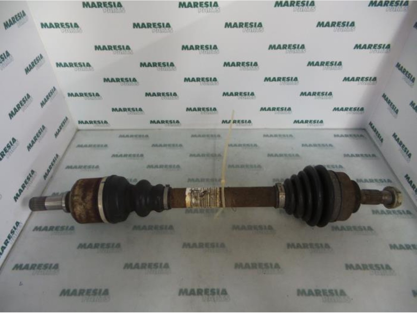 Citroen - C4 - Aandrijfas links-voor