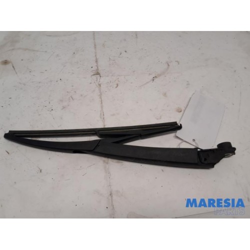 Fiat - Panda - Rear wiper arm