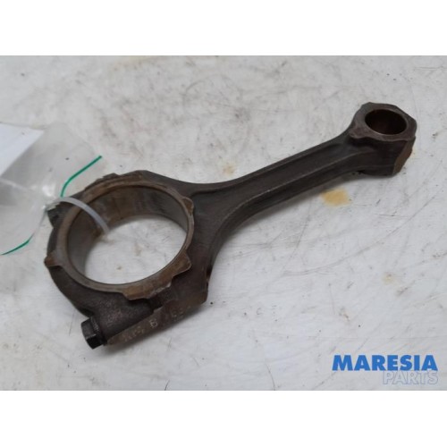 Renault - Laguna - Connecting rod
