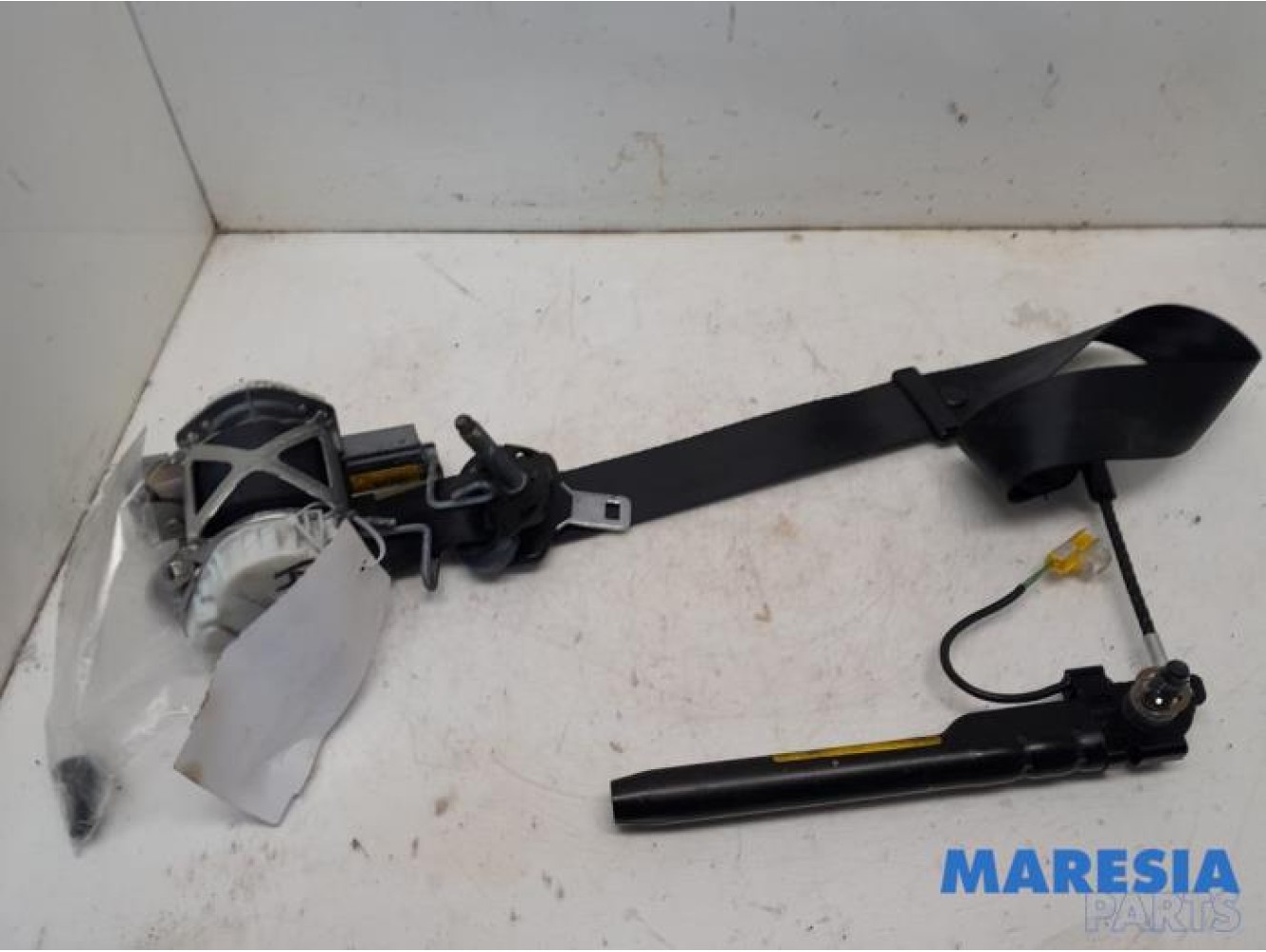 Fiat - Panda - Front seatbelt, right