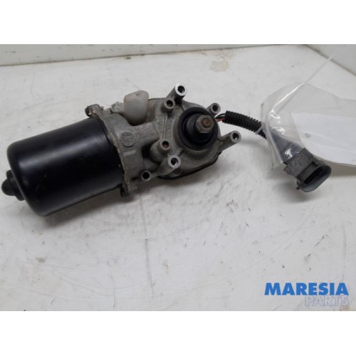 Iveco - Daily - Front wiper motor