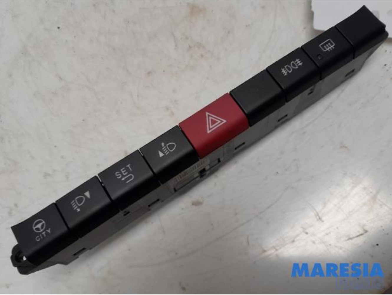 Fiat - Panda - Panic lighting switch