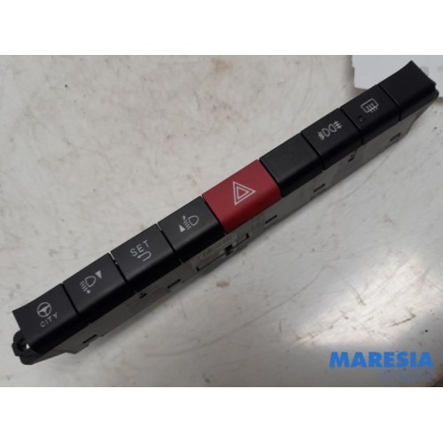 Fiat - Panda - Panic lighting switch