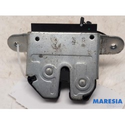 Fiat - Panda - Tailgate lock mechanism