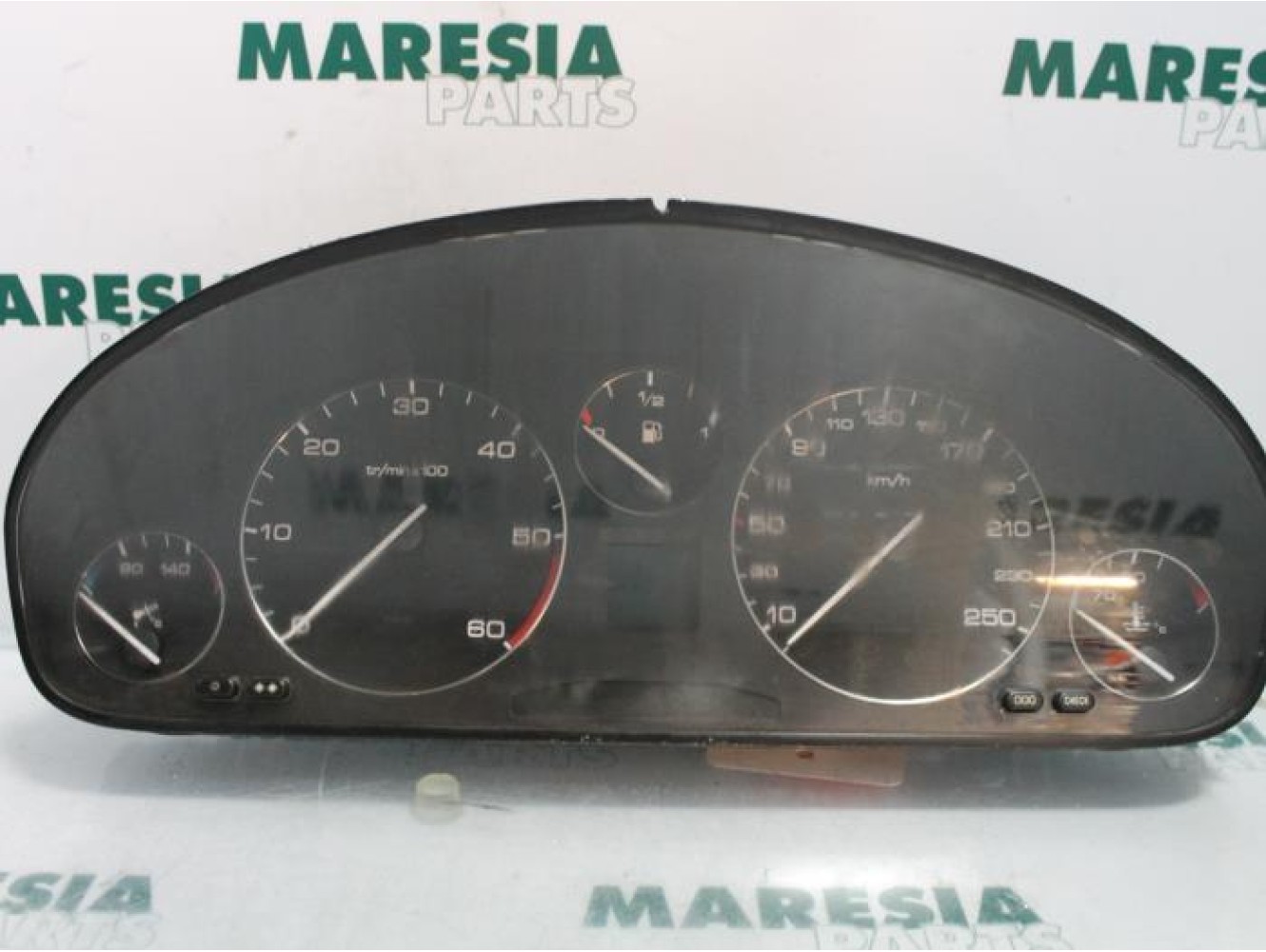 Peugeot - 607 - Instrumentenpaneel