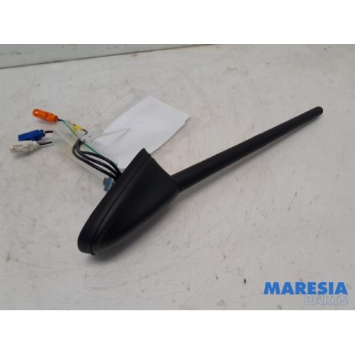Citroen - Jumpy - Antenna