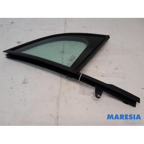 Citroen - DS3 - Quarter light, front right