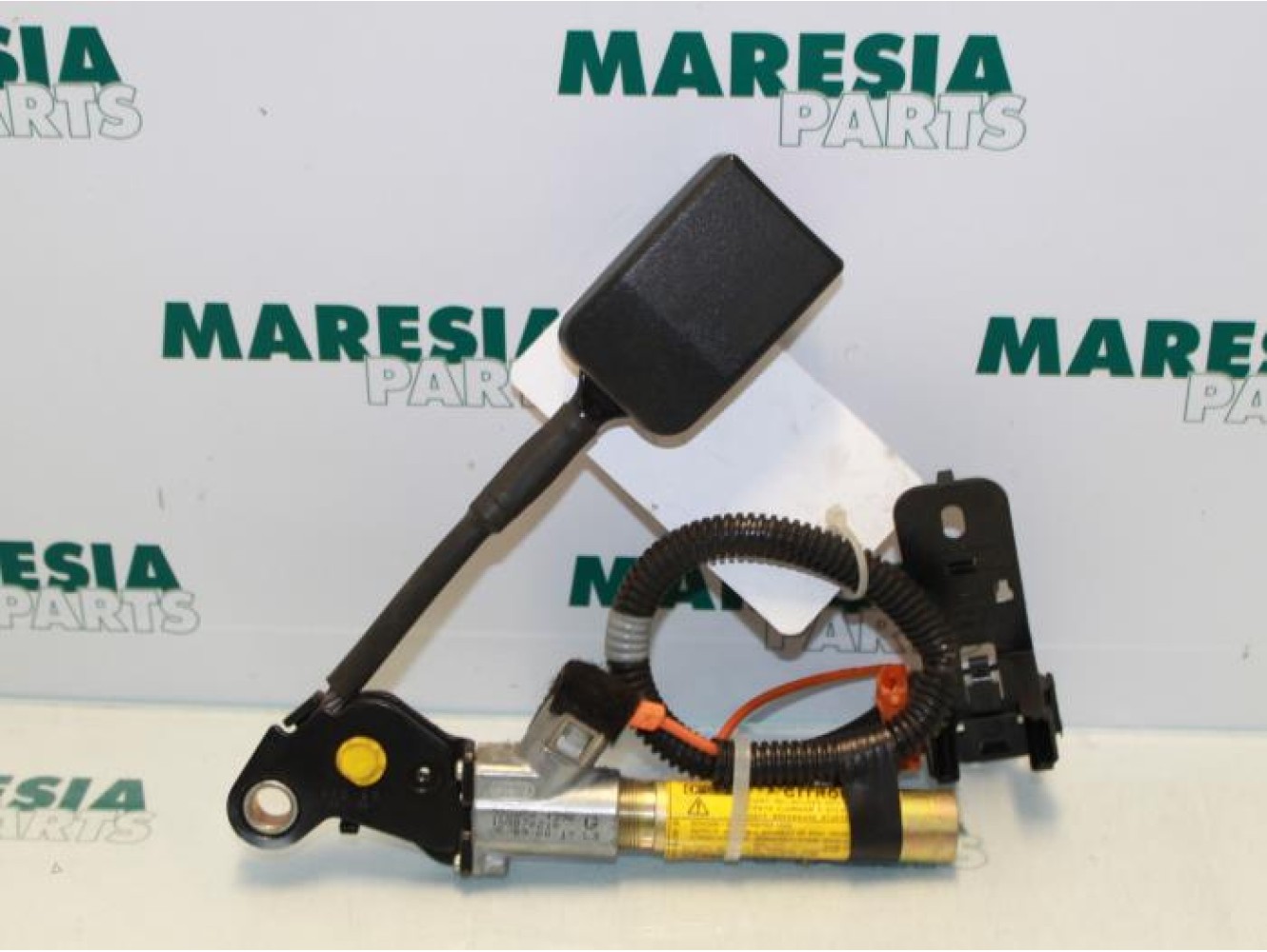 Citroen - Xantia - Gurtsrammer links