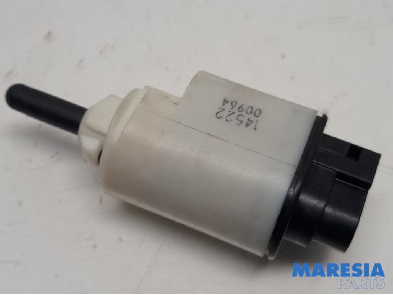 Citroen - Jumpy - Brake light switch