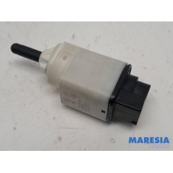 Citroen - Jumpy - Brake light switch