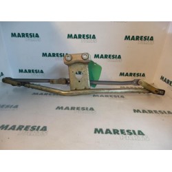 Renault - Clio - Wiper mechanism