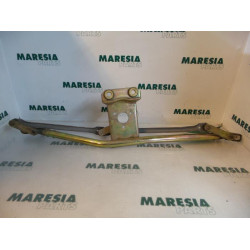 Renault - Clio - Wiper mechanism