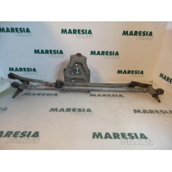 Renault - Clio - Wiper mechanism