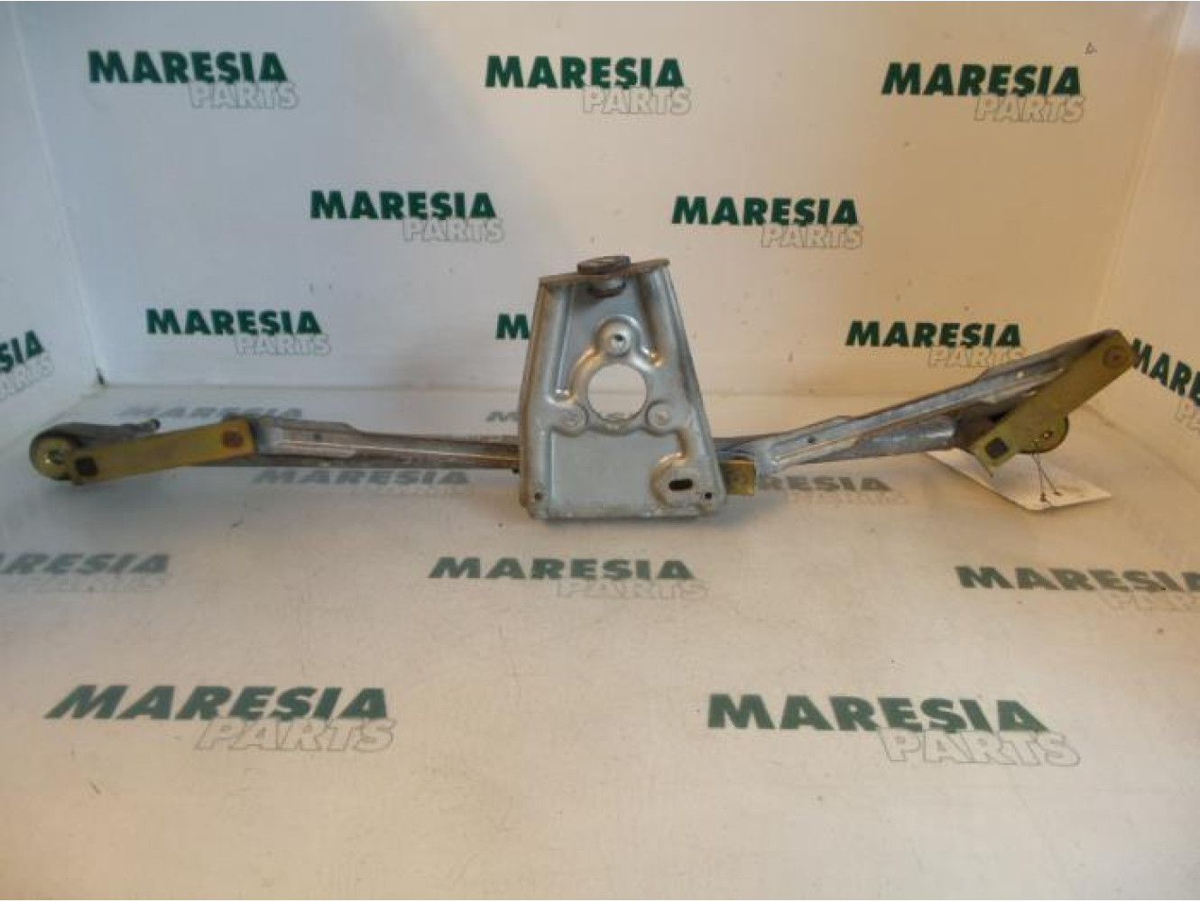 Renault - Clio - Wiper mechanism