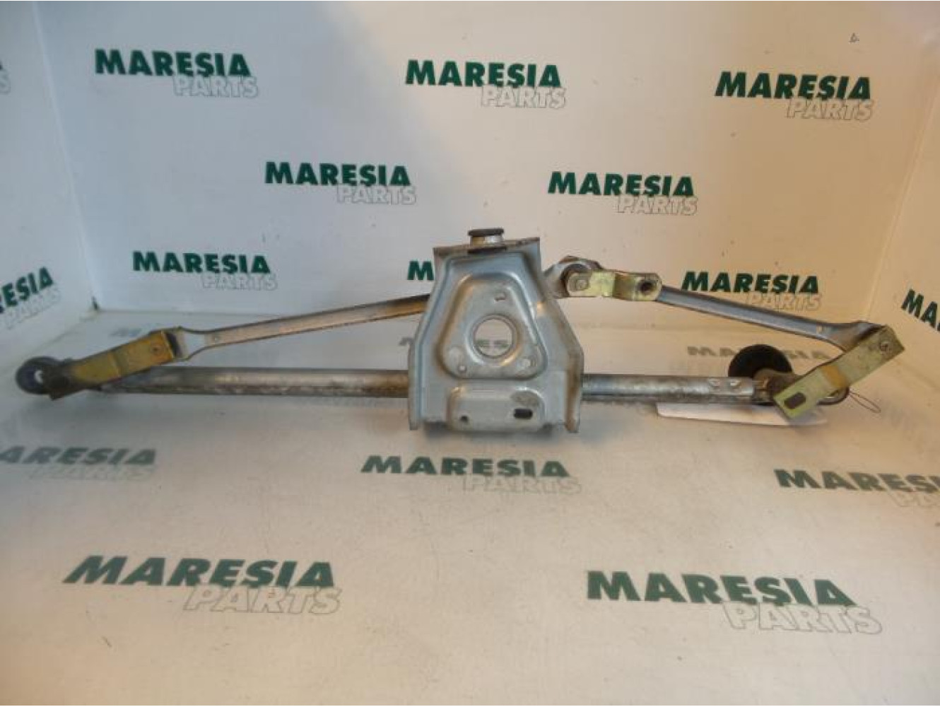 Renault - Clio - Wiper mechanism
