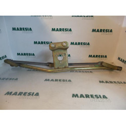 Renault - Clio - Wiper mechanism