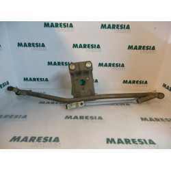 Renault - Clio - Wiper mechanism