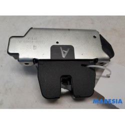 Citroen - DS3 - Tailgate lock mechanism